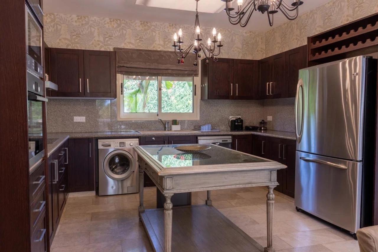 Seaview 6 Bedroom Villa & Private Pool Limassol Luaran gambar